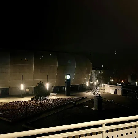 Studio, Location, Coffe Gift, 10m2 Balcony Lägenhet *